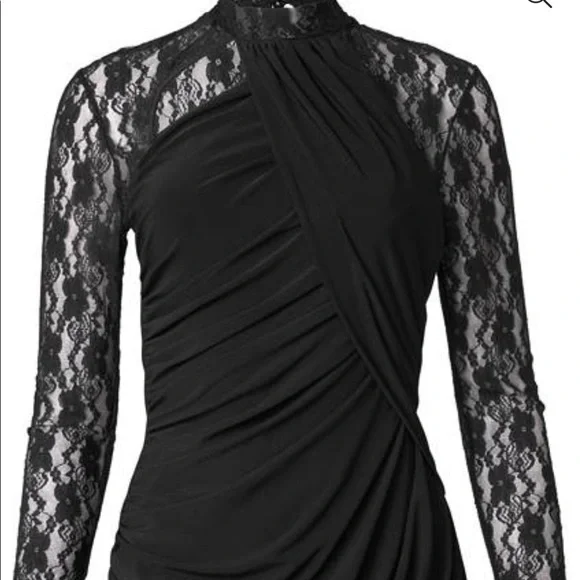 🙏🏼💓Just In 💓Surplice Top with Lace sleeves Size S Brand New Color Black - Picture 6 of 7